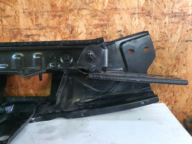 bontott DACIA DUSTER Homlokfal (Üres lemez)