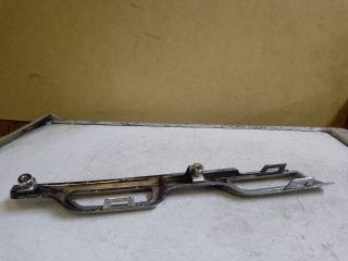 bontott DACIA DUSTER Hűtőrács