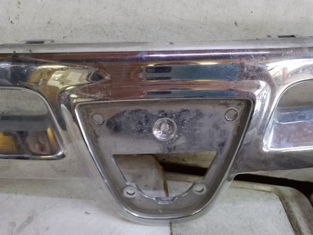 bontott DACIA DUSTER Hűtőrács