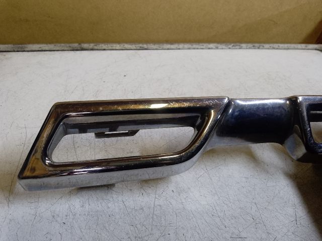 bontott DACIA DUSTER Hűtőrács