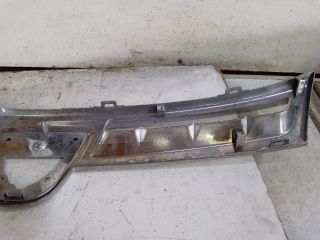 bontott DACIA DUSTER Hűtőrács