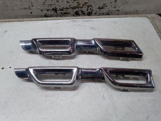 bontott DACIA DUSTER Hűtőrács