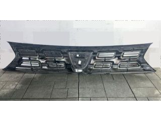 bontott DACIA DUSTER Hűtőrács