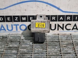 bontott DACIA DUSTER Izzító Relé