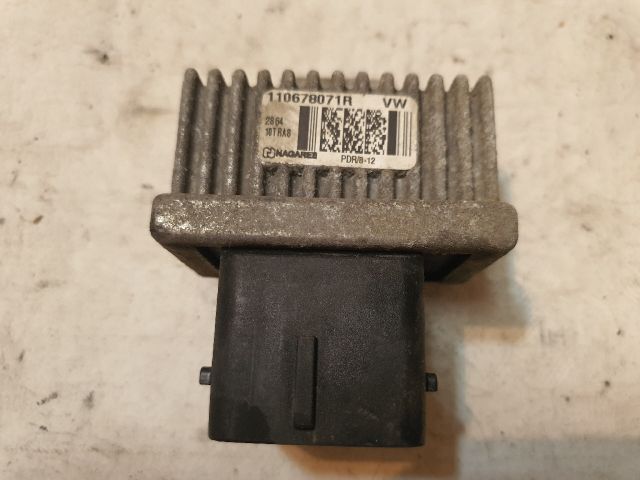 bontott DACIA DUSTER Izzító Relé