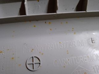 bontott DACIA DUSTER Jobb A Oszlop Burkolat