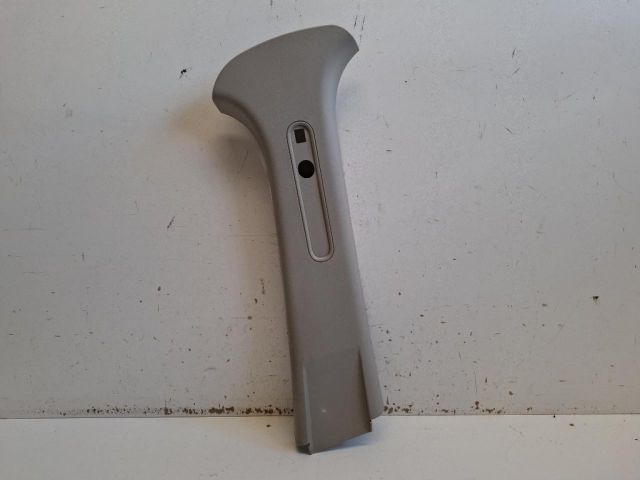 bontott DACIA DUSTER Jobb B Oszlop Burkolat