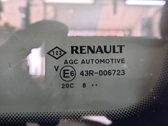 bontott DACIA DUSTER Jobb C Oszlop Oldalablak Üveg