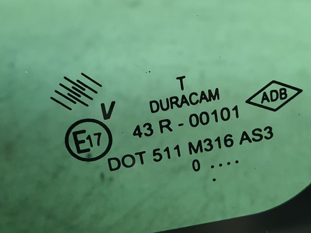 bontott DACIA DUSTER Jobb C Oszlop Oldalablak Üveg