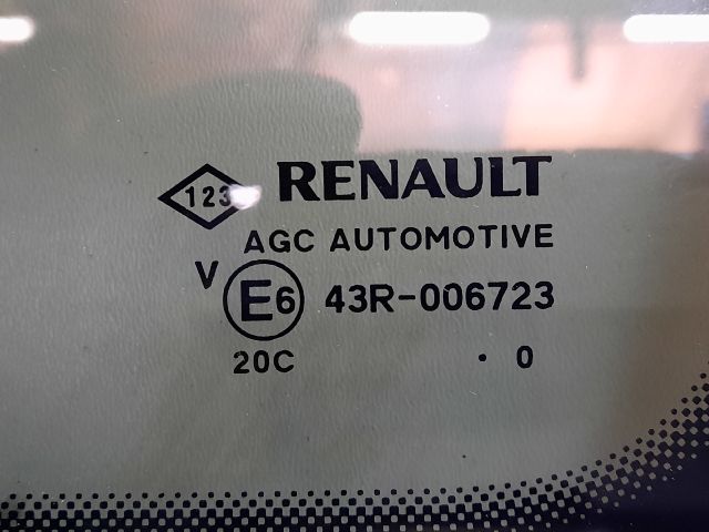 bontott DACIA DUSTER Jobb C Oszlop Oldalablak Üveg