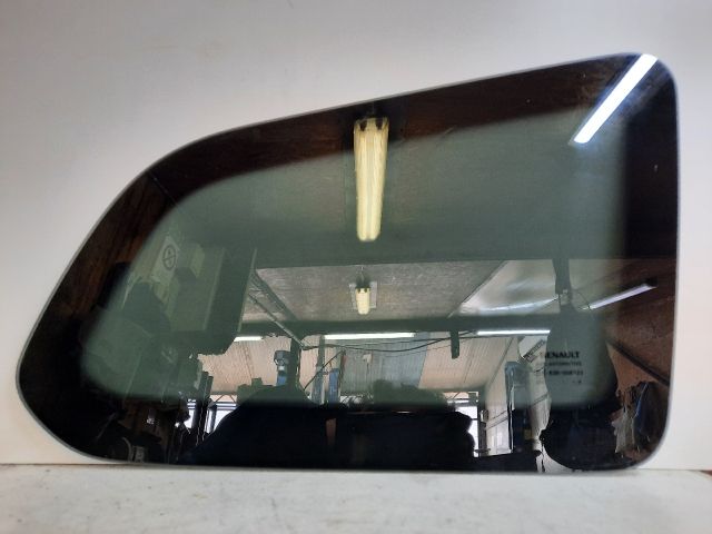 bontott DACIA DUSTER Jobb C Oszlop Oldalablak Üveg