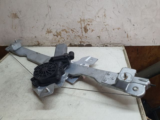 bontott DACIA DUSTER Jobb első Ablakemelő Szerkezet (Elektromos)