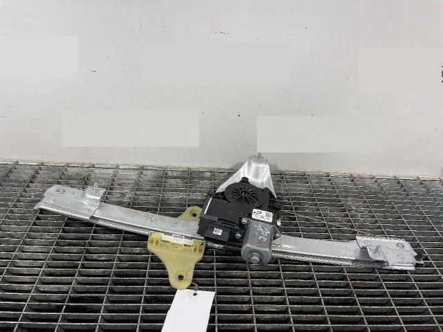 bontott DACIA DUSTER Jobb első Ablakemelő Szerkezet (Elektromos)