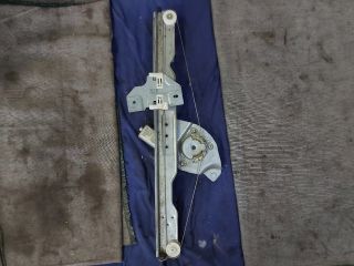 bontott DACIA DUSTER Jobb első Ablakemelő Szerkezet (Elektromos)