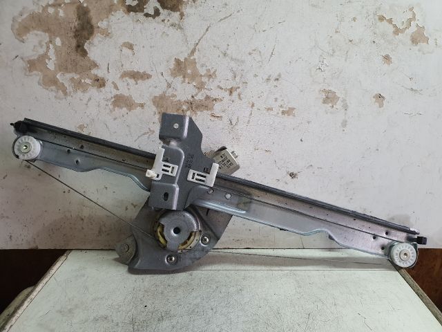 bontott DACIA DUSTER Jobb első Ablakemelő Szerkezet (Elektromos)