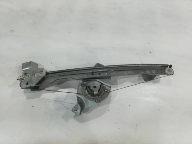 bontott DACIA DUSTER Jobb első Ablakemelő Szerkezet (Elektromos)