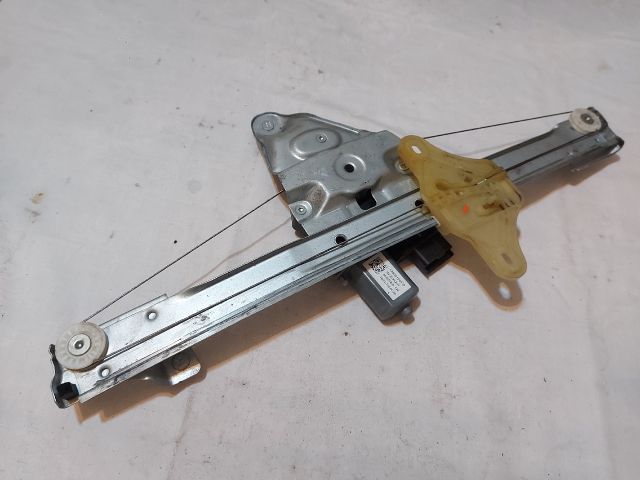 bontott DACIA DUSTER Jobb első Ablakemelő Szerkezet (Elektromos)