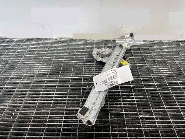 bontott DACIA DUSTER Jobb első Ablakemelő Szerkezet (Elektromos)