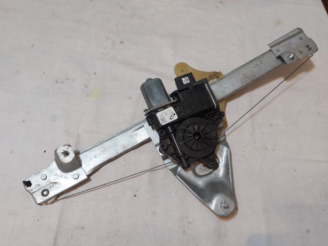 bontott DACIA DUSTER Jobb első Ablakemelő Szerkezet (Elektromos)