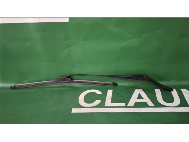 bontott DACIA DUSTER Jobb első Ablaktörlő Kar