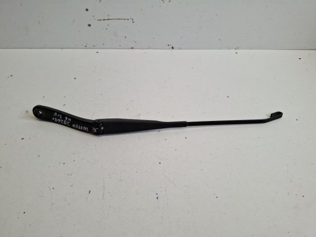 bontott DACIA DUSTER Jobb első Ablaktörlő Kar