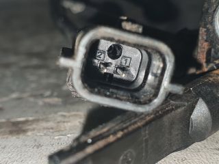 bontott DACIA DUSTER Jobb első ABS Jeladó