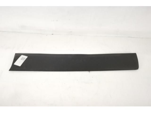 bontott DACIA DUSTER Jobb első Ajtó Díszléc