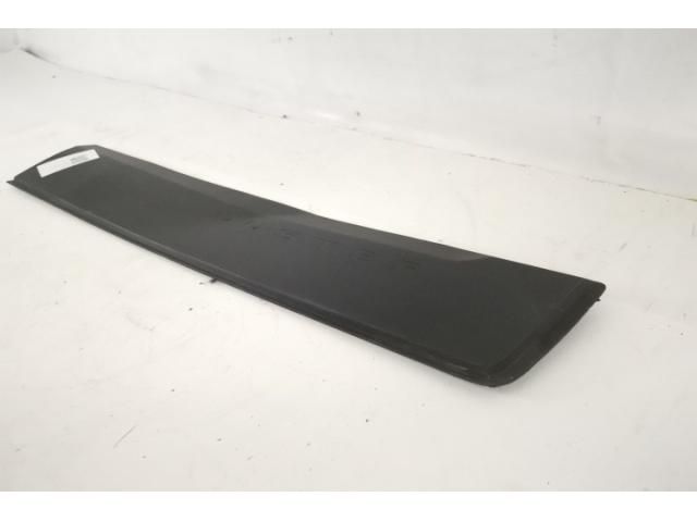 bontott DACIA DUSTER Jobb első Ajtó Díszléc