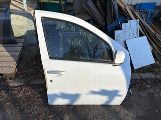 bontott DACIA DUSTER Jobb első Ajtó (Részeivel)