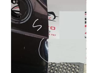 bontott DACIA DUSTER Jobb első Ajtó (Üres lemez)