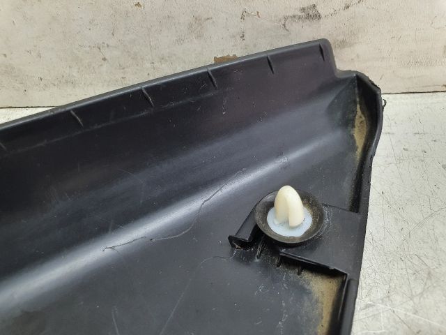 bontott DACIA DUSTER Jobb első Ajtókeret Burkolat