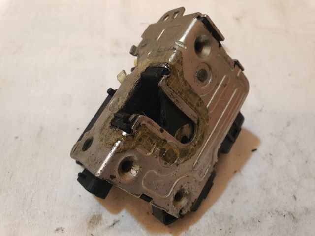 bontott DACIA DUSTER Jobb első Ajtózár