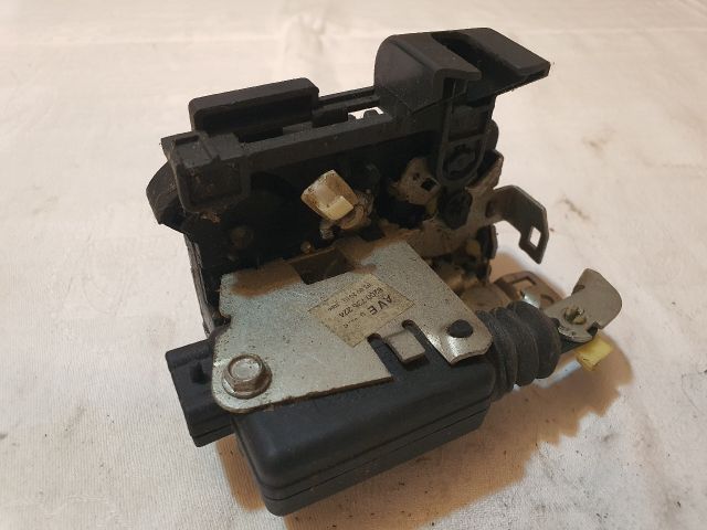 bontott DACIA DUSTER Jobb első Ajtózár