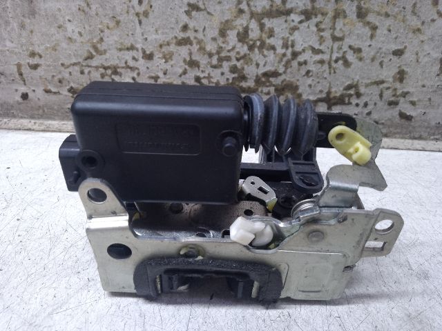 bontott DACIA DUSTER Jobb első Ajtózár