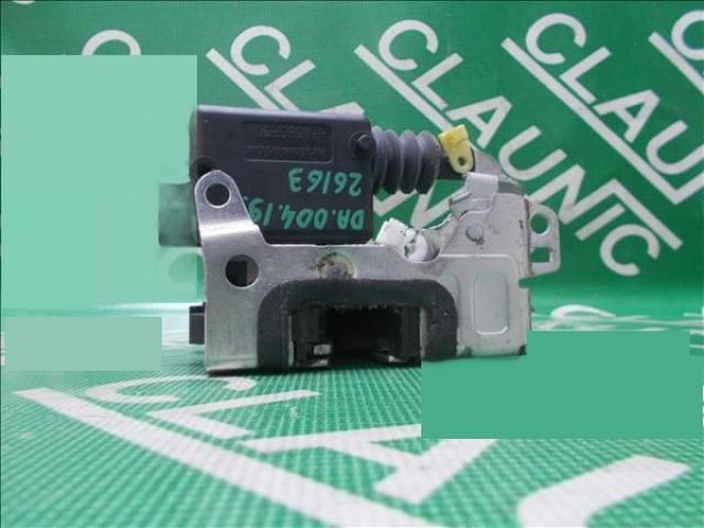 bontott DACIA DUSTER Jobb első Ajtózár