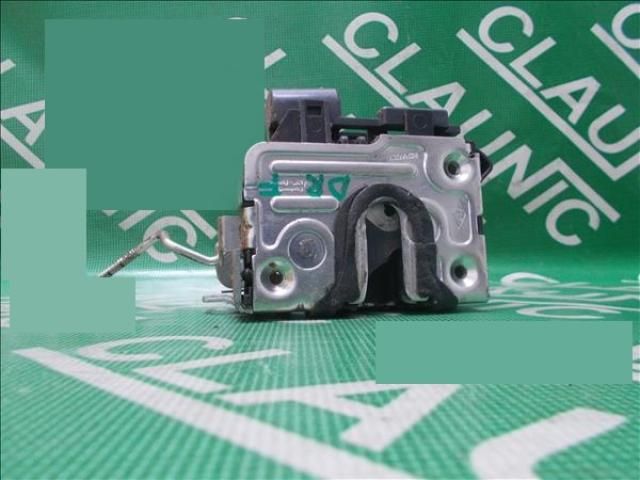 bontott DACIA DUSTER Jobb első Ajtózár