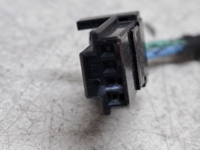 bontott DACIA DUSTER Jobb első Biztonsági Öv Csat