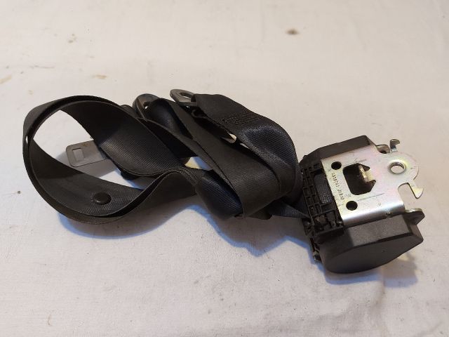 bontott DACIA DUSTER Jobb első Biztonsági Öv