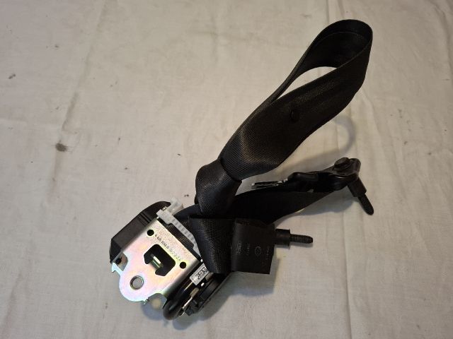 bontott DACIA DUSTER Jobb első Biztonsági Öv