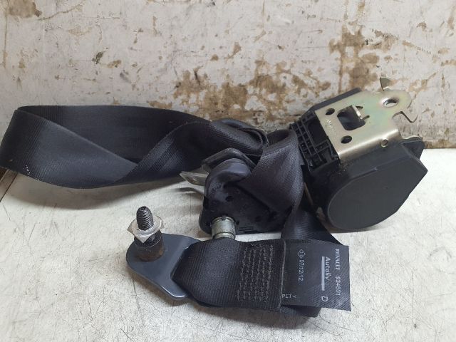 bontott DACIA DUSTER Jobb első Biztonsági Öv