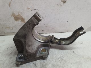 bontott DACIA DUSTER Jobb első Féltengely Tartó