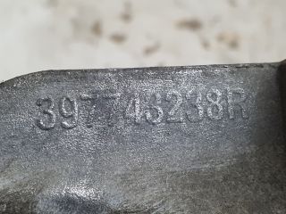 bontott DACIA DUSTER Jobb első Féltengely Tartó