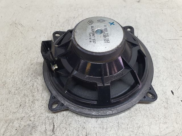 bontott DACIA DUSTER Jobb első Hangszóró