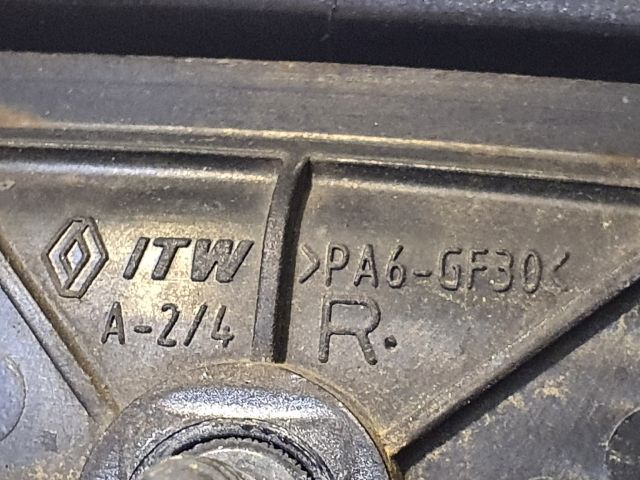 bontott DACIA DUSTER Jobb első Külső Kilincs