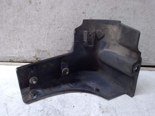 bontott DACIA DUSTER Jobb első Küszöb Légterelő Vég