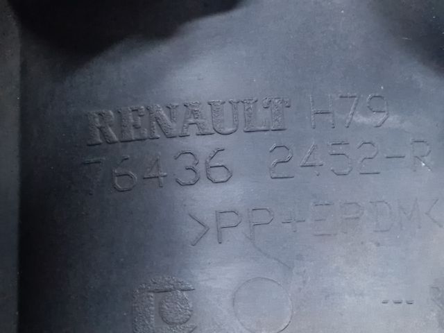 bontott DACIA DUSTER Jobb első Küszöb Légterelő Vég