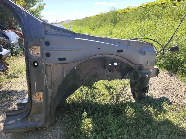 bontott DACIA DUSTER Jobb első Negyed Karosszéria Csomag