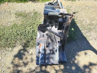 bontott DACIA DUSTER Jobb első Negyed Karosszéria Csomag