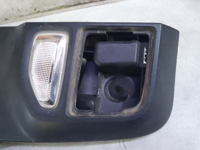 bontott DACIA DUSTER Jobb első Sárvédő Díszléc