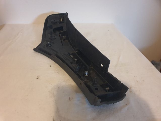 bontott DACIA DUSTER Jobb első Sárvédő Díszléc